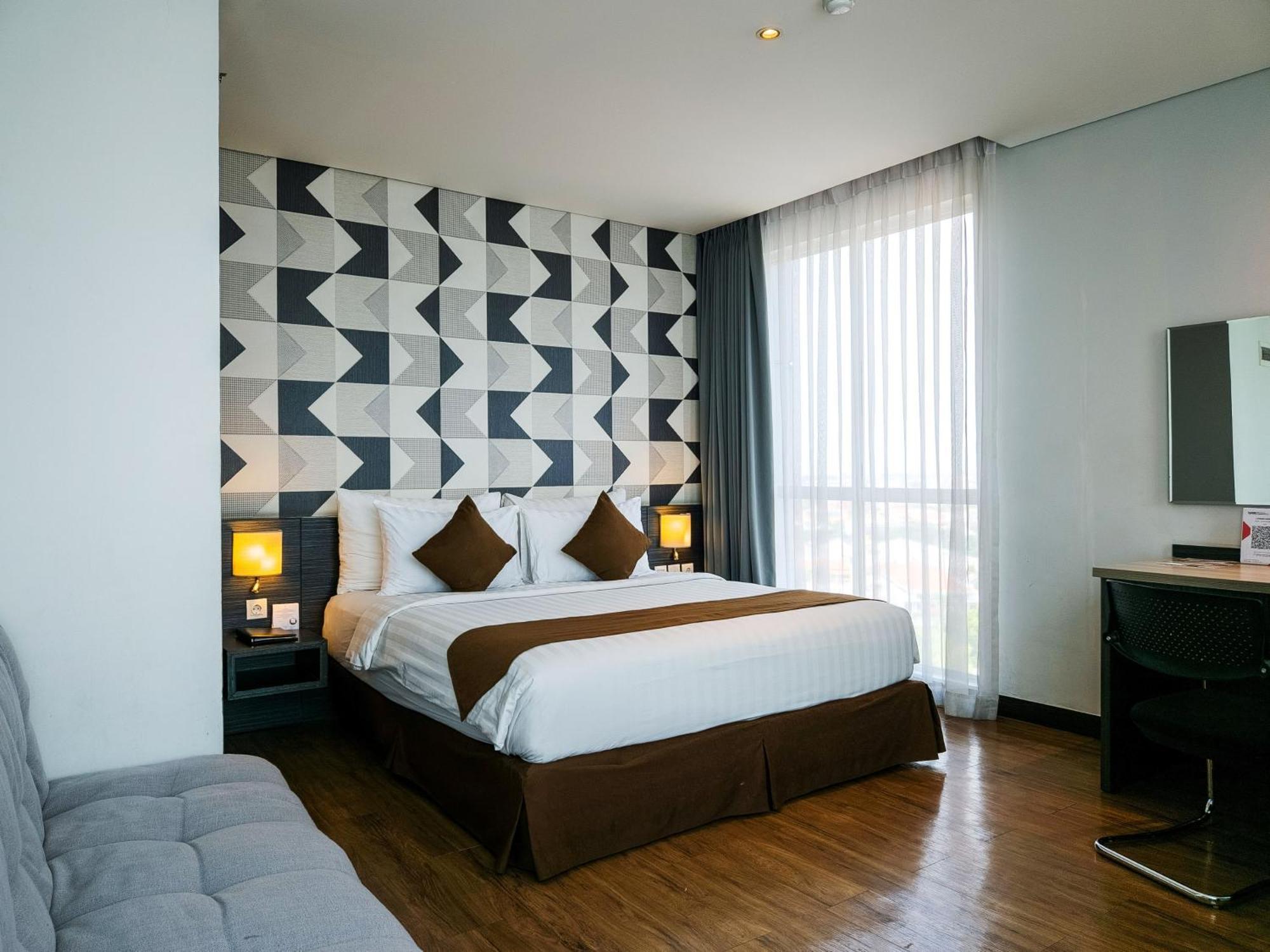 Luminor Hotel Jemursari By Wh With The Best Breakfast In Town And Located Near Surabaya Industrial Estate Rungkut Sier Ngoại thất bức ảnh
